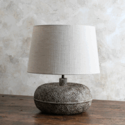 Lámpara acabado Piedra con pantalla beige