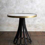 Mesa auxiliar mármol patas hierro